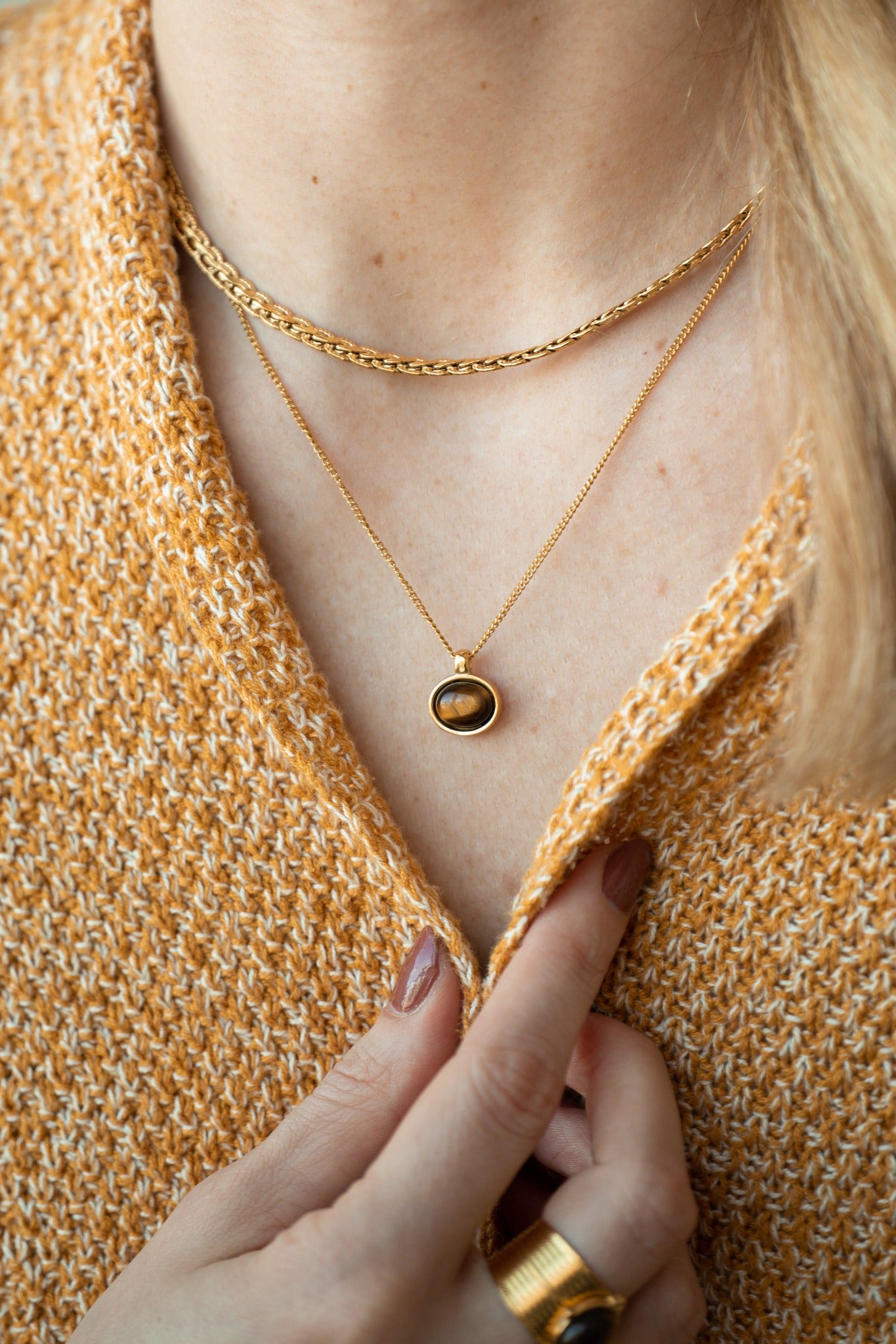 Kassandra Tiger Eye Pendant