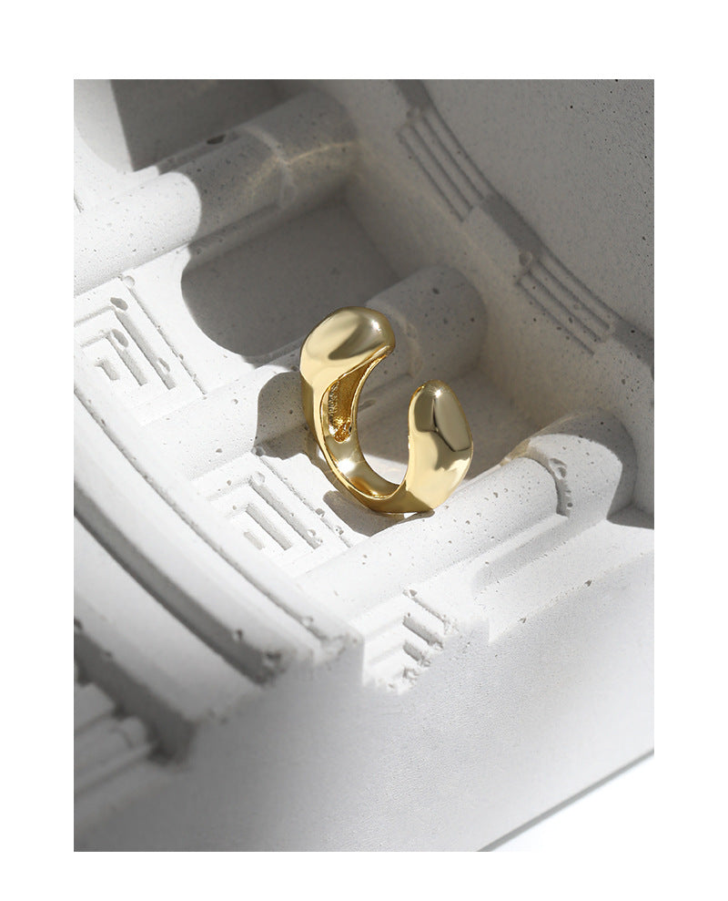 Goya 18K Ear Cuff