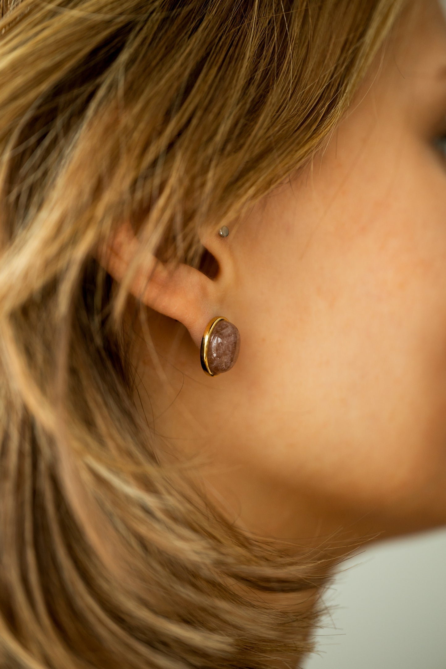 Ava Strawberry Quartz Earrings