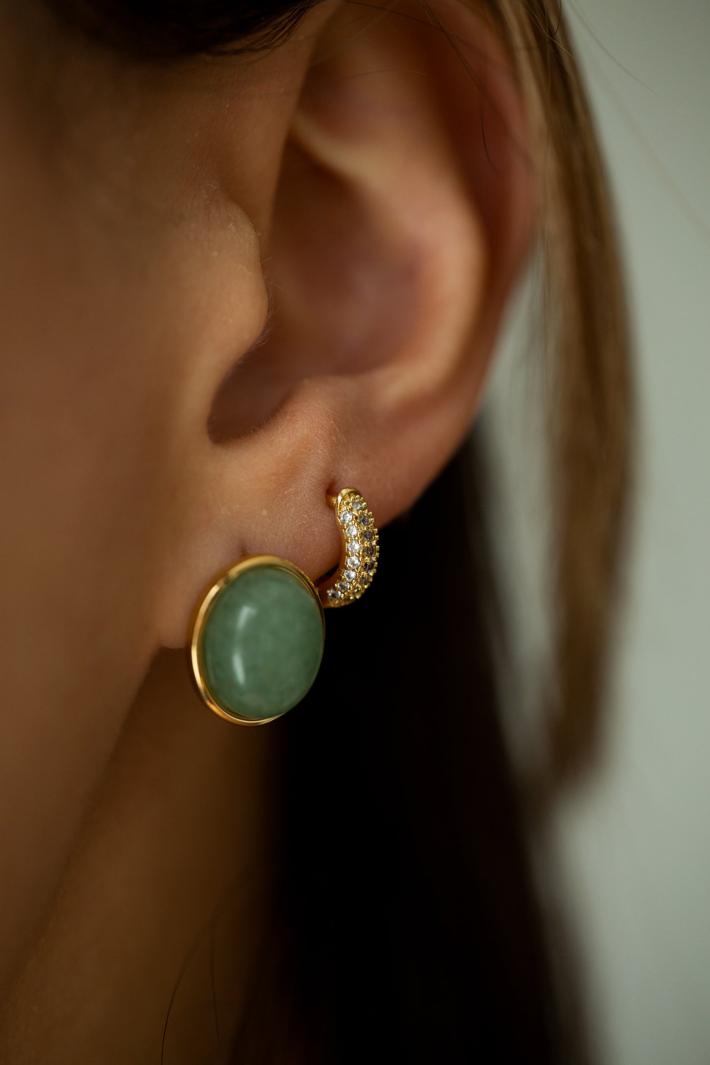 Sono 18K Gold Huggie Earrings