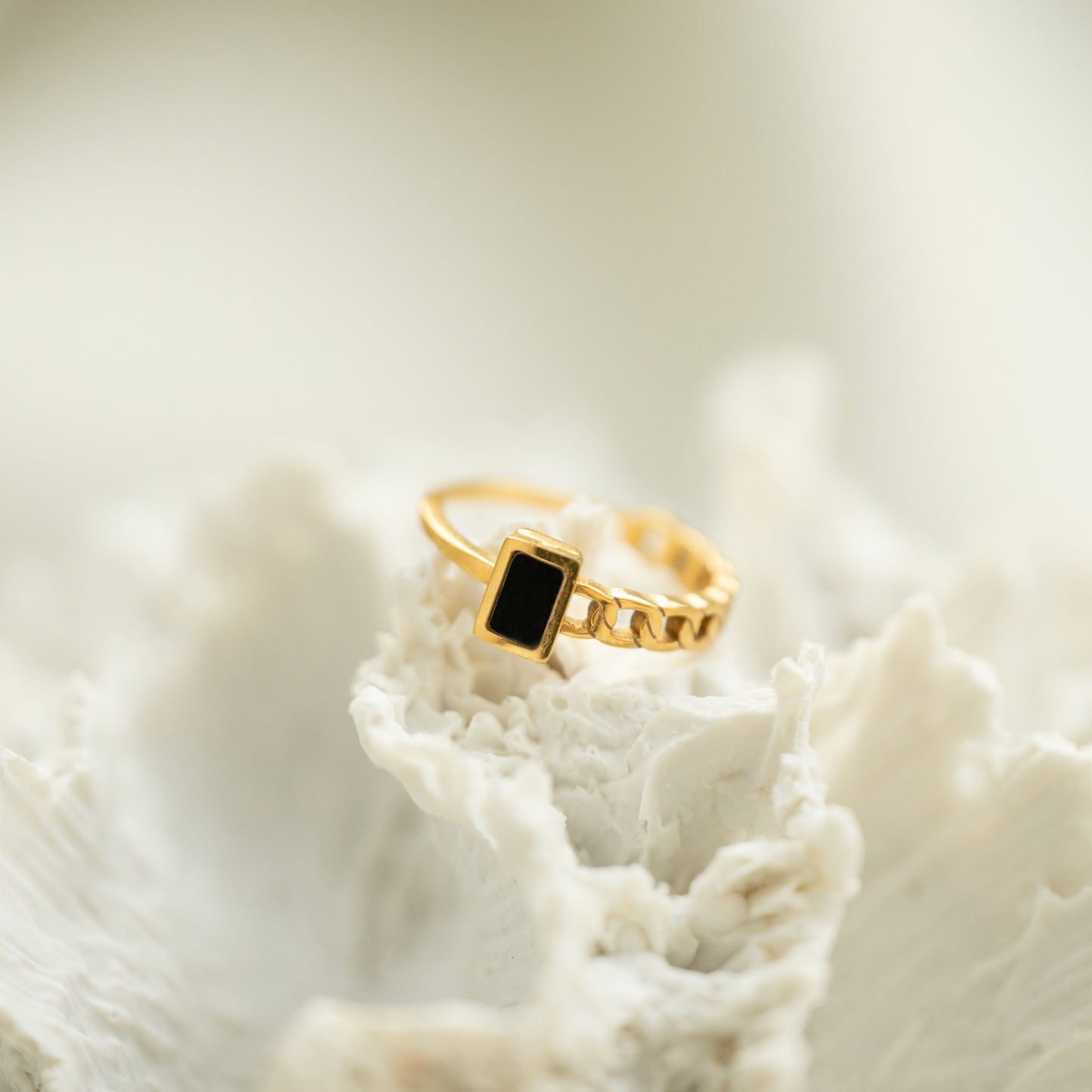 Kira 18K Ring