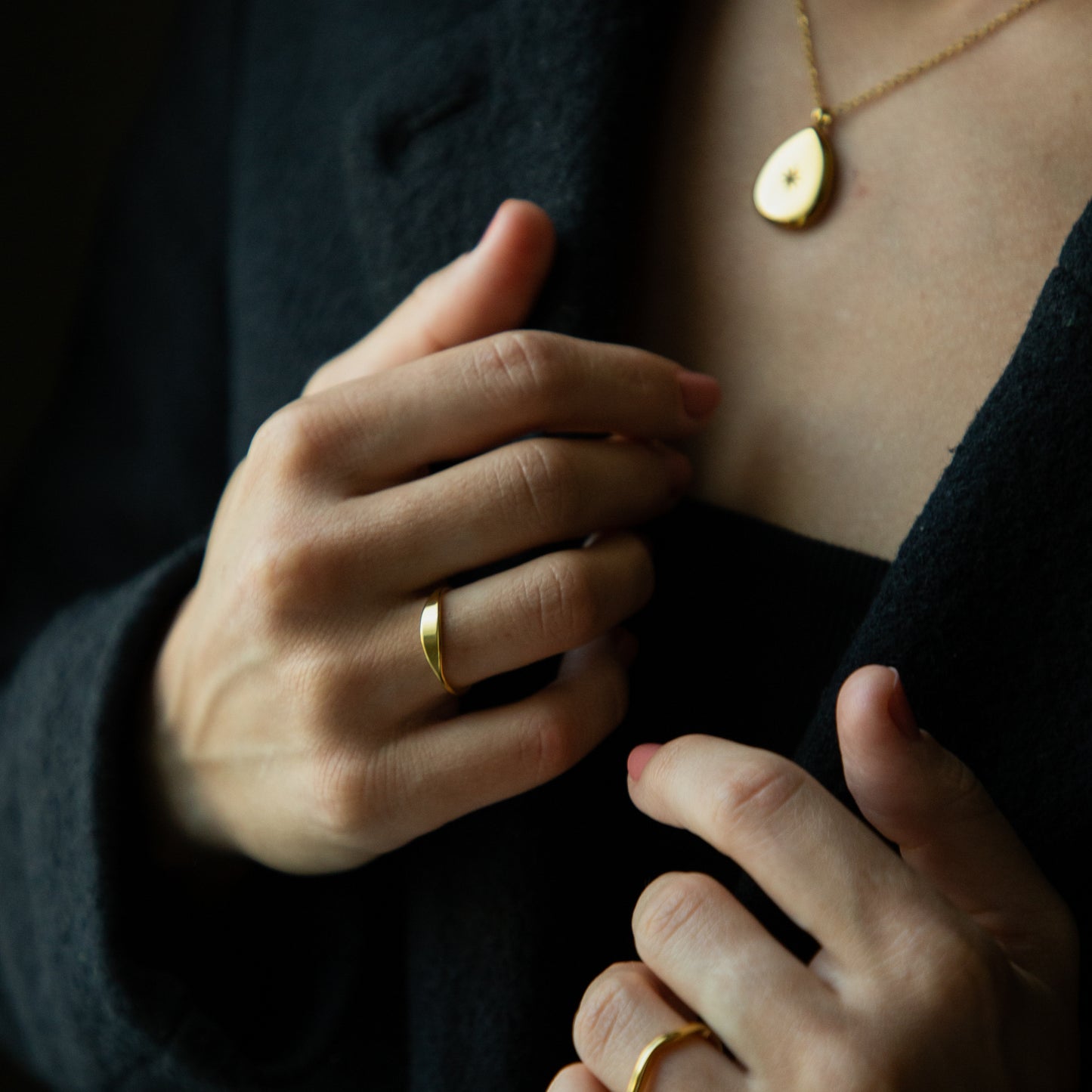 Arka 18K Ring