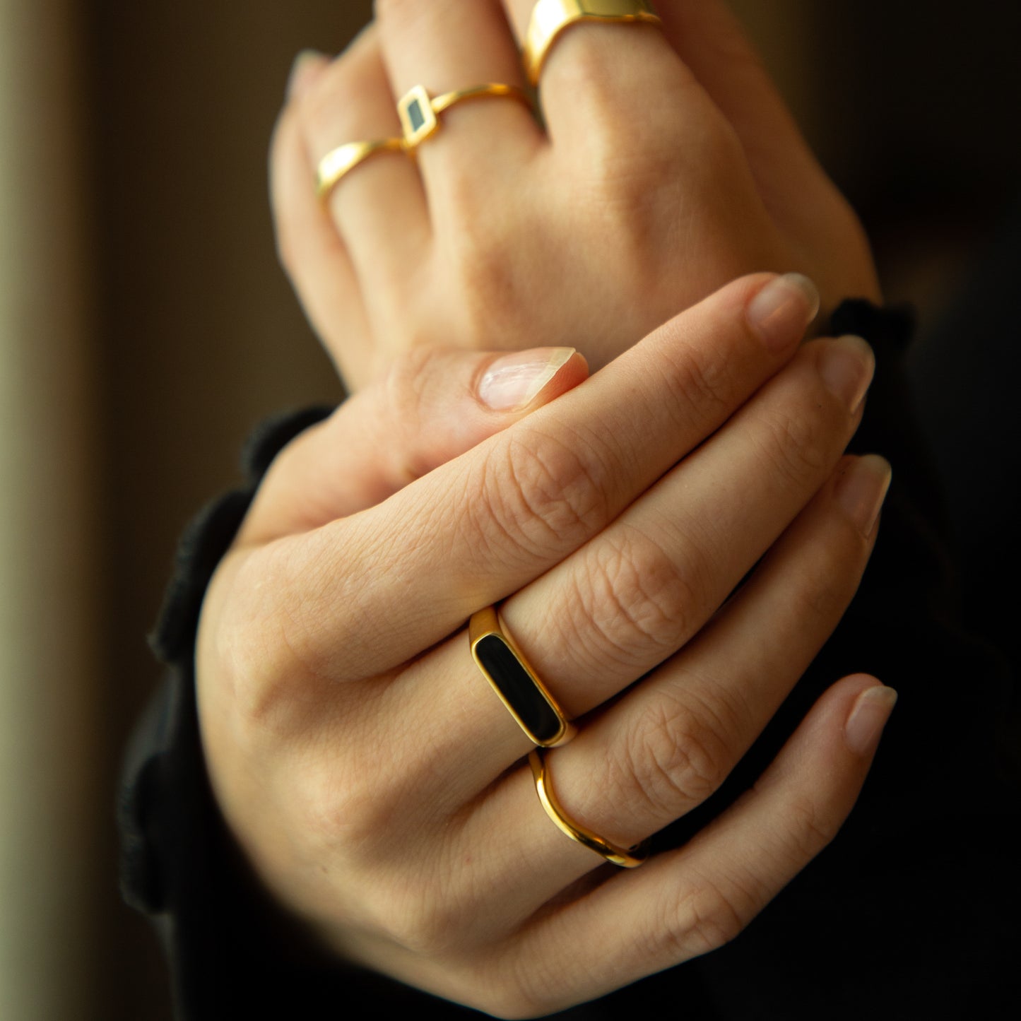 Umbra 18K Ring