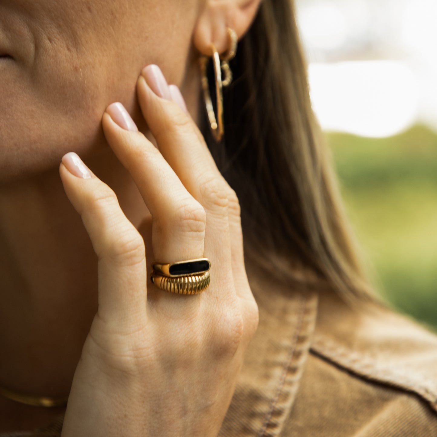 Umbra 18K Ring