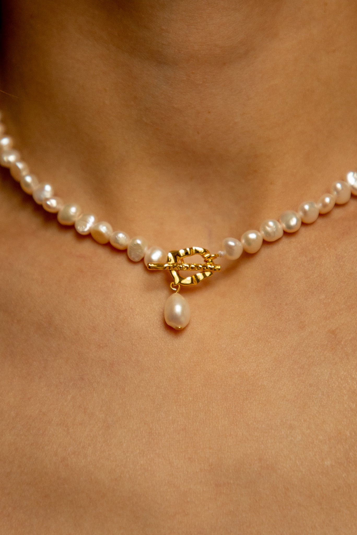 Cipressa Handmade Pearl Necklace