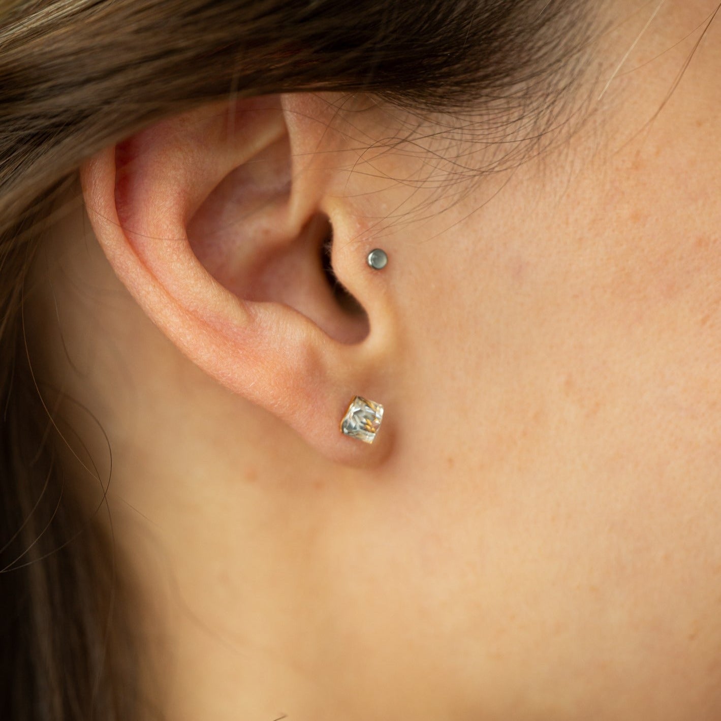 Crystal 18K Gold studs